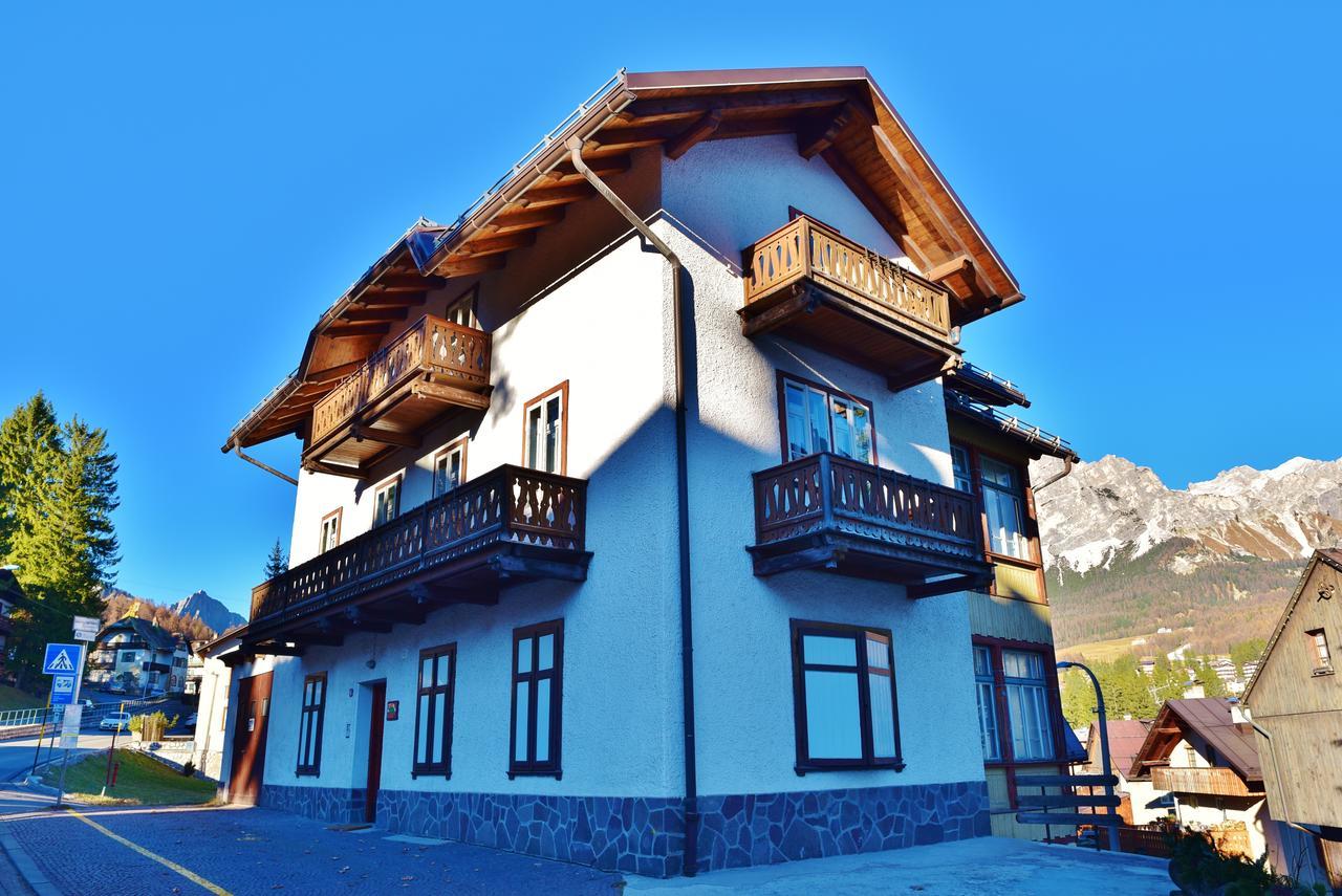 Dependance Hotel Corona Cortina d'Ampezzo Exterior foto